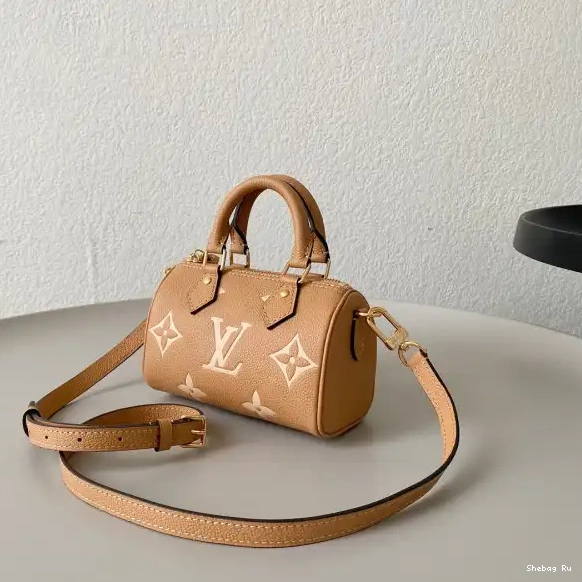 LOUIS VUITTON SPEEDY NANO 0625